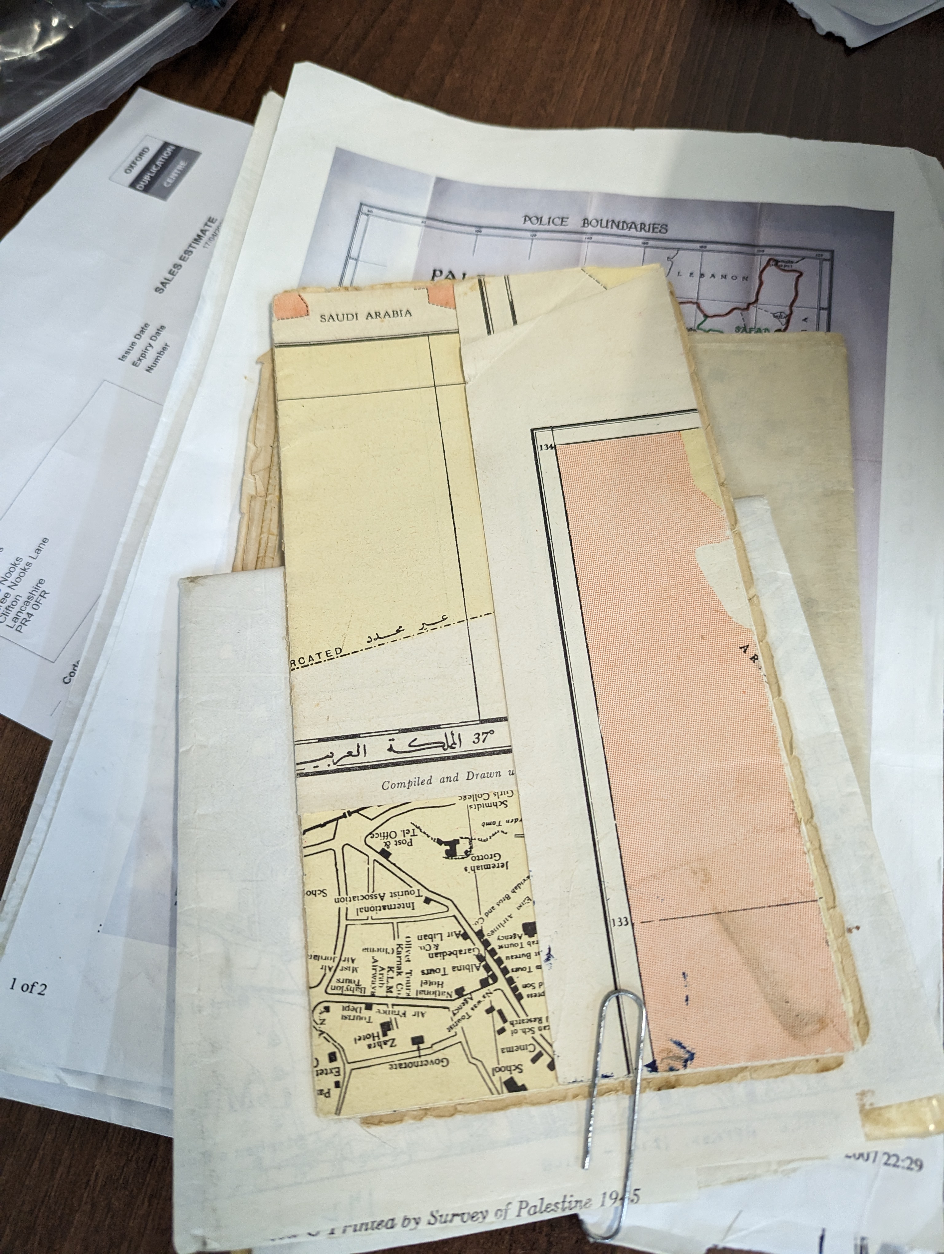 Maps, plans and drawings scanning